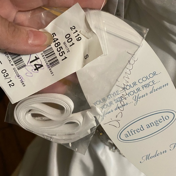 COPY - Alfred Angelo 2119  Sz 14. NWT - Picture 8 of 8